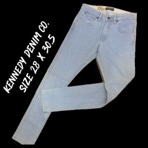 NWT KENNEDY DENIM CO, Mens demin slim fit jeans. size 28”